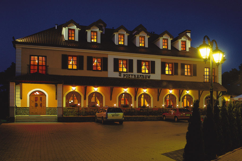 Hotel U Pietrzaków Zielonka  Exterior foto